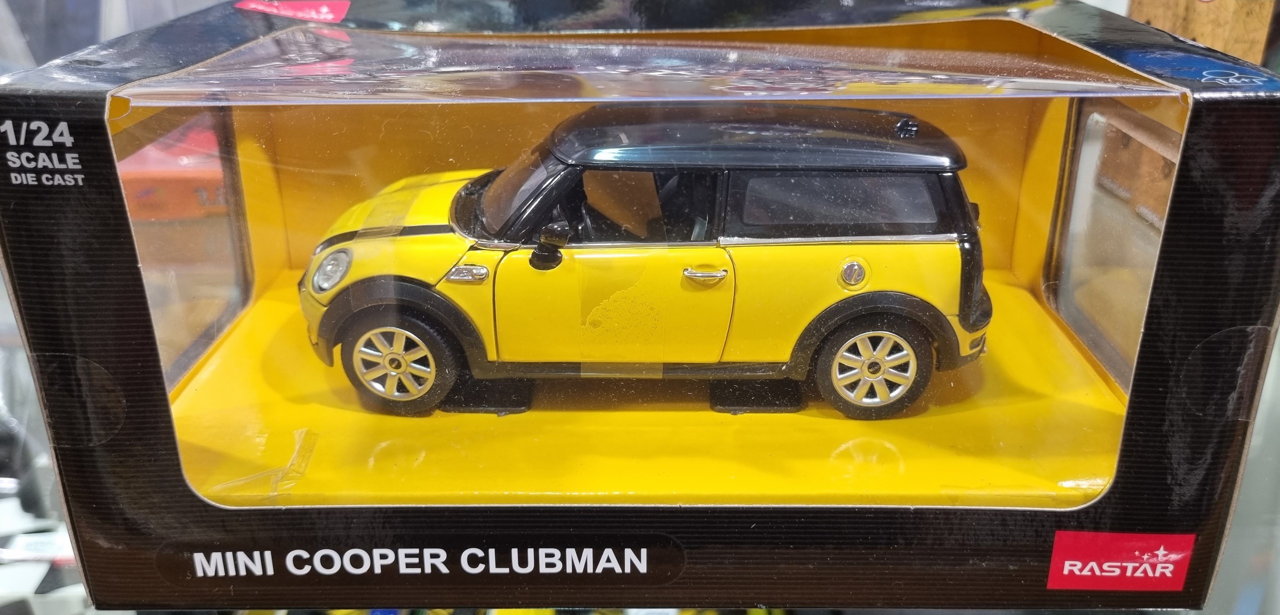 Mini Cooper Clubman Yellow 1/24 Rastar - Scale Hobbies Ltd